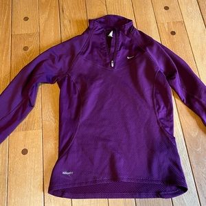 Nike Fit long sleeve running shirt